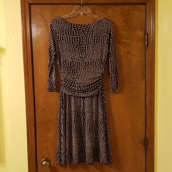 Faux wrap leopard print dress - Picture 3 of 5